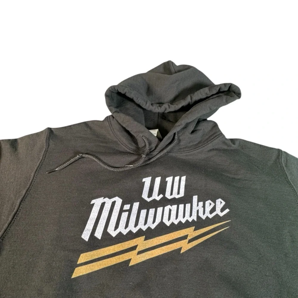 UW Milwaukee Hoodie Small Black Gildan Heavy Blend Pullover Sweatshirt